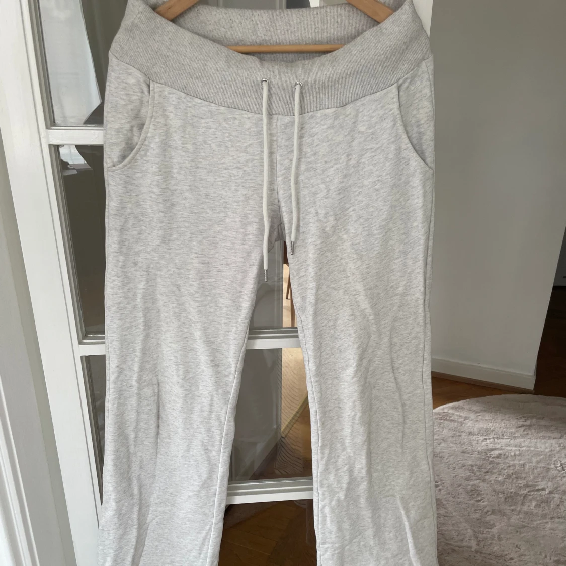 Alobha label mjukisbyxor  - 90