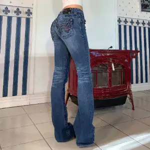 Säljer dessa sjukt snygga miss me jeans 💖midja 79 innerben 85