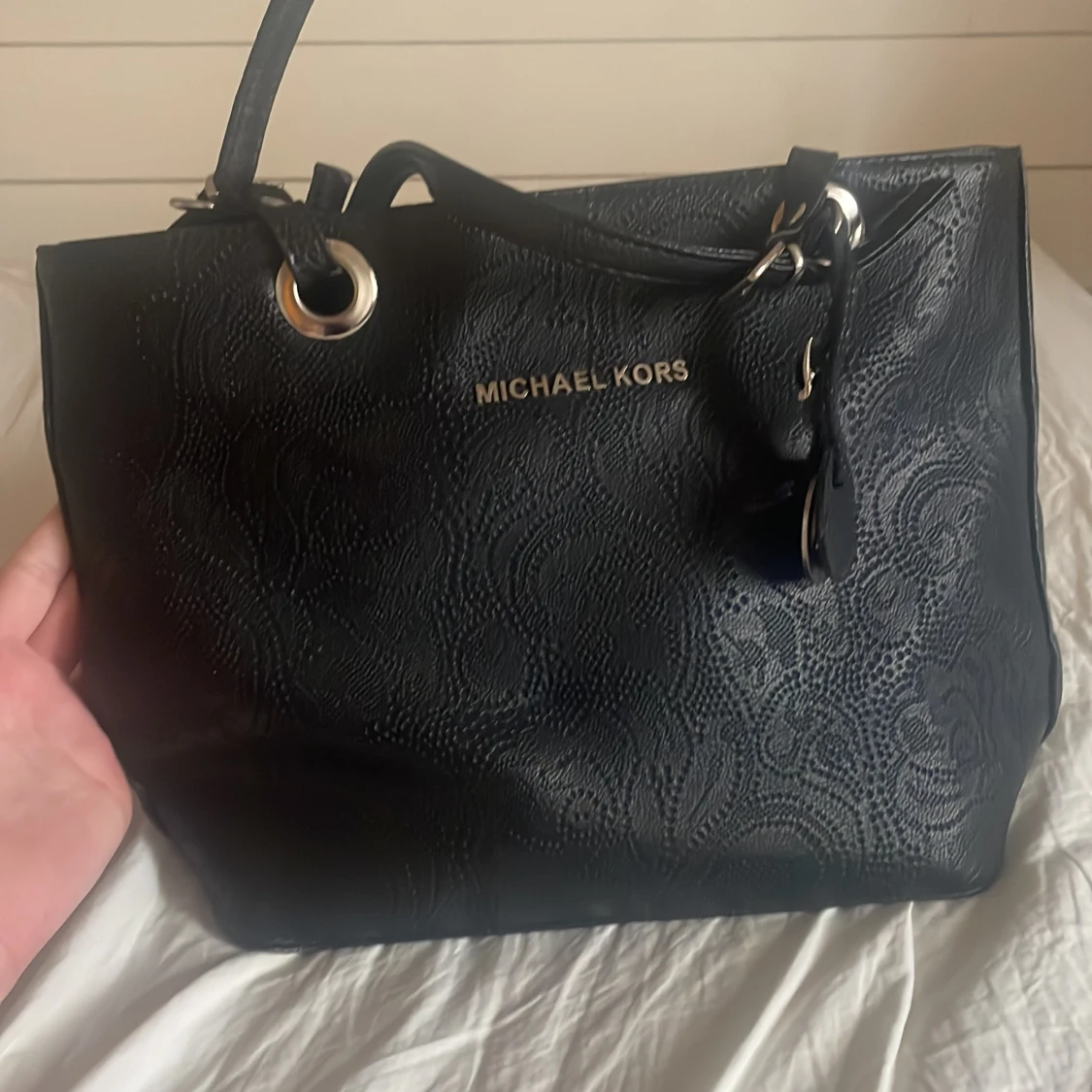 En michael kors väska