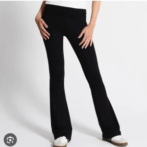Yoga pants  - Ett till par yoga pants fast från Lager 157