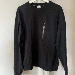 Sweatshirt  - Knappt använd 