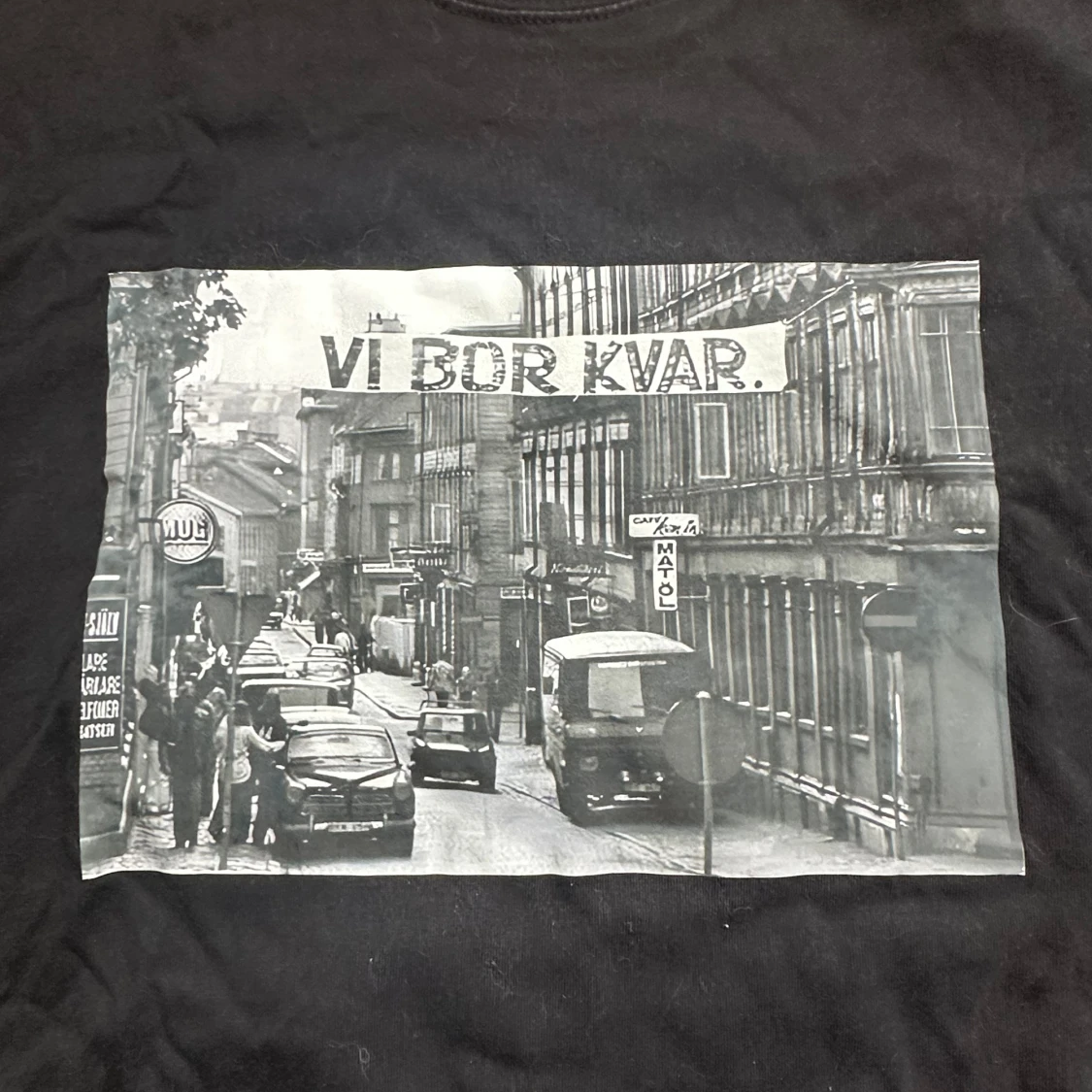 Vi bor kvar t-shirt - 91