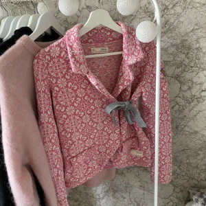 Odd Molly kofta - Superfin i bra skick. Stl 0 vilket motsvarar ca xs 