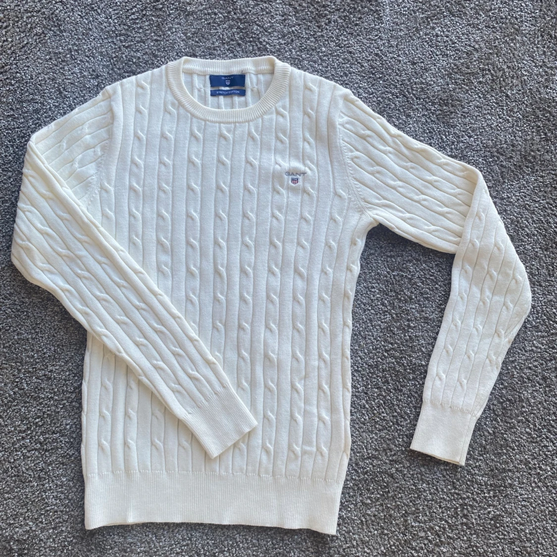 Finstickad Gant tröja