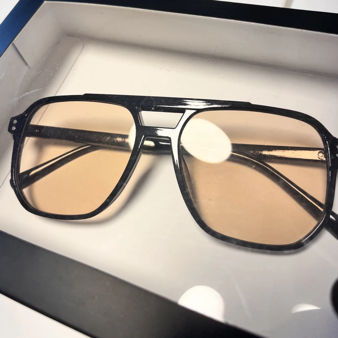 Solglasögon, orange ton - 91