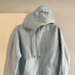 Pull & bear hoodie - Pull&Bear ljus blå hoodie,