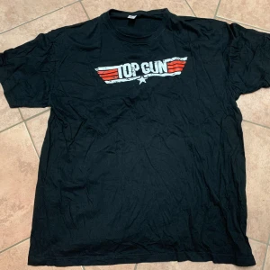 Top Gun T-Shirt Storlek XXXL - Perfekt skick - som ny
