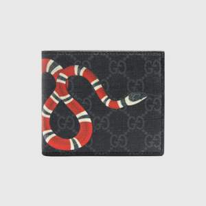 Säljer denna helt nya Gucci plånboken. Kvalite 10/10 och super snygg. 