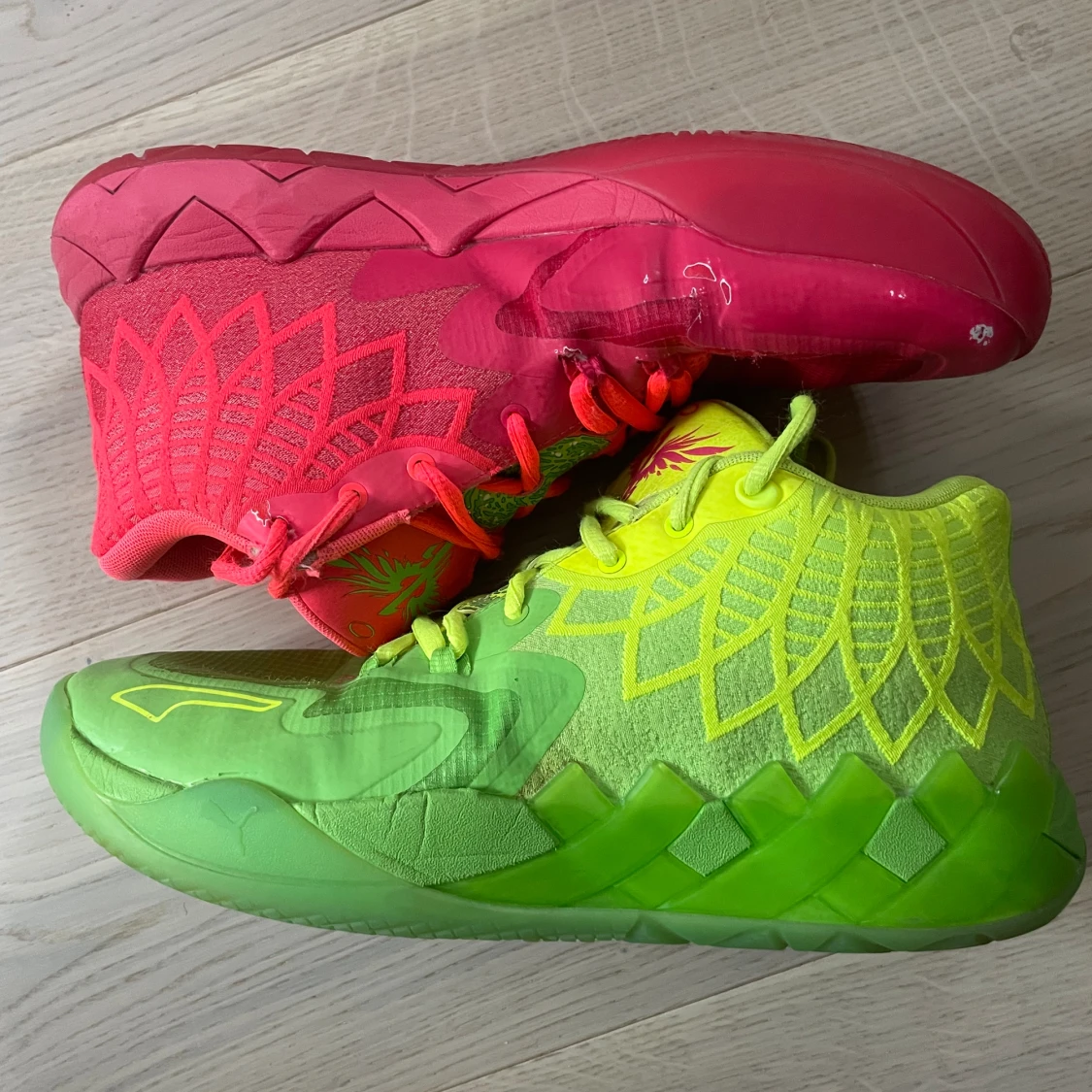 MB.01 Rick and Morty - 90