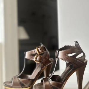 Gucci klackar - Snygga Gucci 