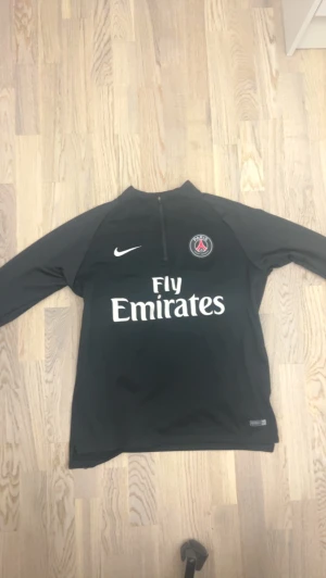 Psg tröja - Paris Saint Germain tröja köpt i Köpenhamn unisport storlek L 