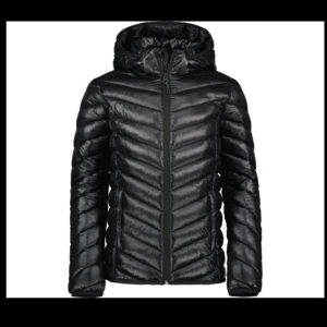 Jacka  - Har en liknade jacka som på bilden (lånad bild) bara att min e tunnare och har lite rosa inuti men det är snyggt kunde it hitta priset men den är jätte fin alldeles för liten på mej är från Gina hopps någon vill köpa🙏🏼