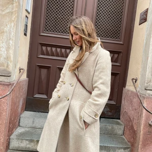 Kappa beige - Ullkappa beige, fint för höst och vår