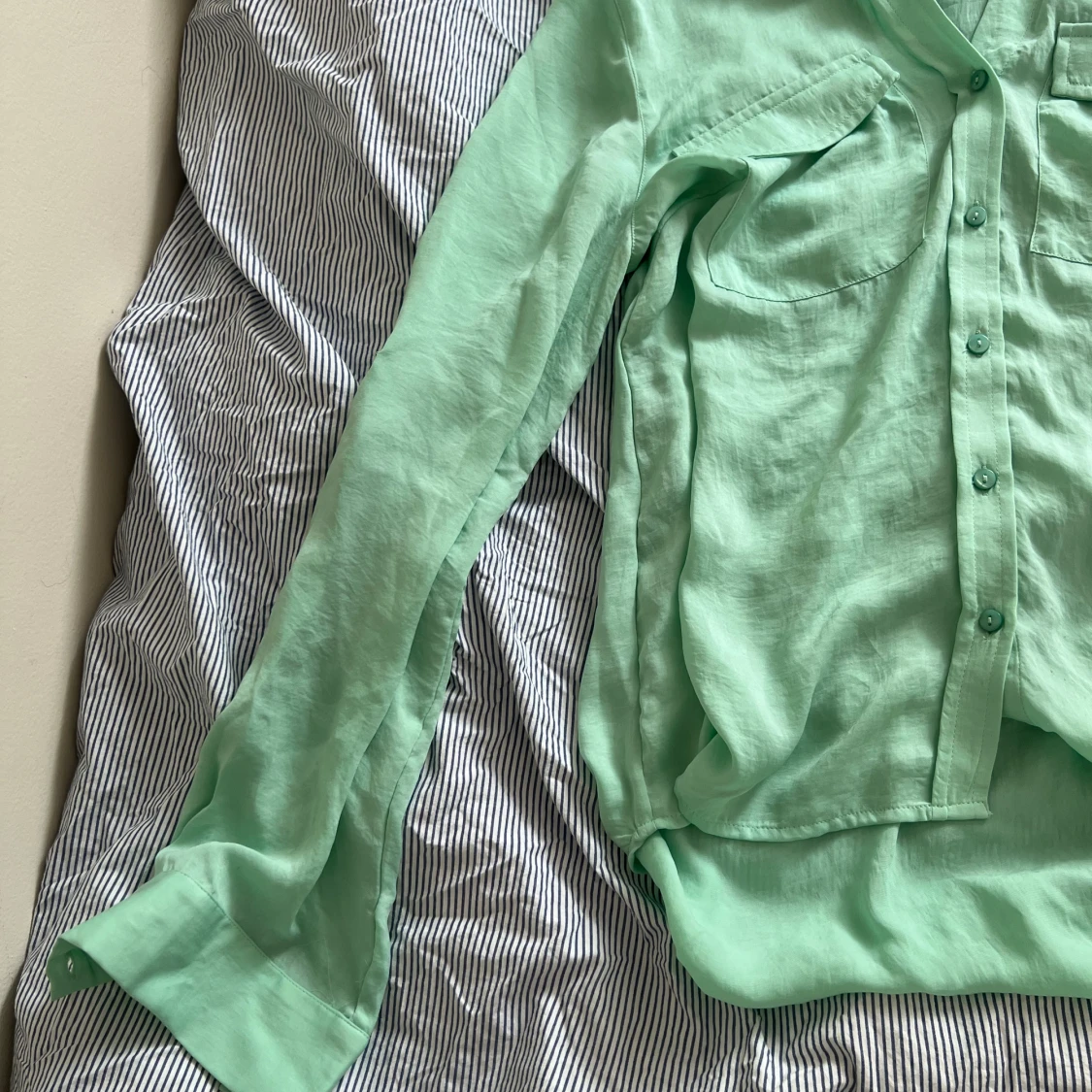 Oanvänd grön skjorta! - 92