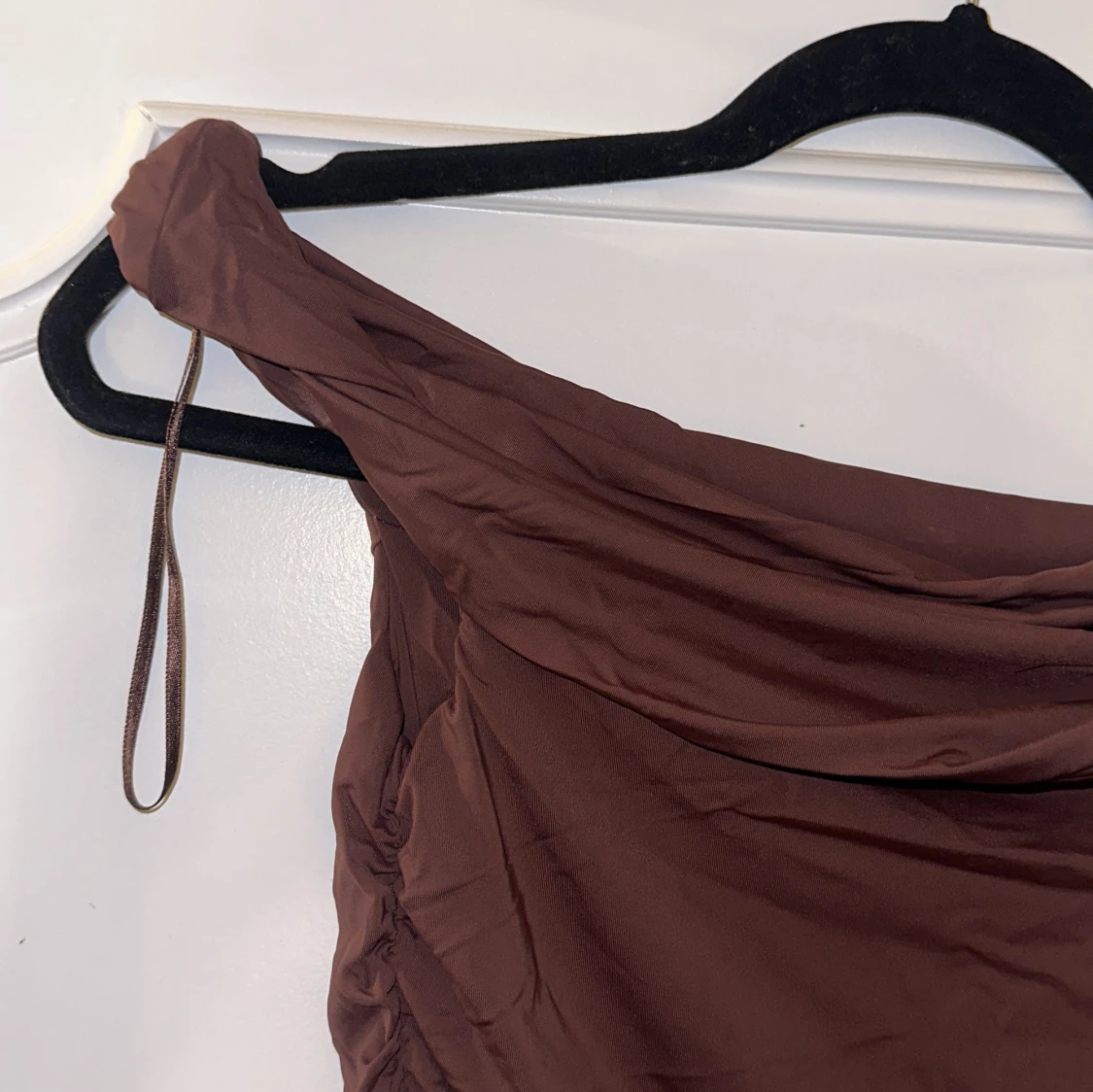 One shoulder tröja - 91