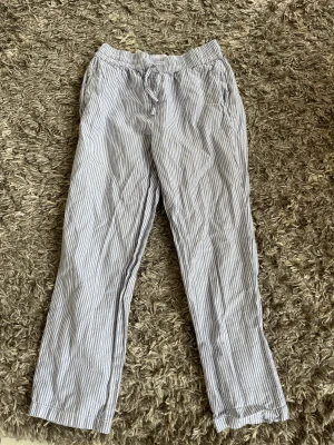 Pyjamas byxor  - Jätte fina pyjamas byxor från laget 157!! Original priset är 157kr! Använd typ 1 gång. 