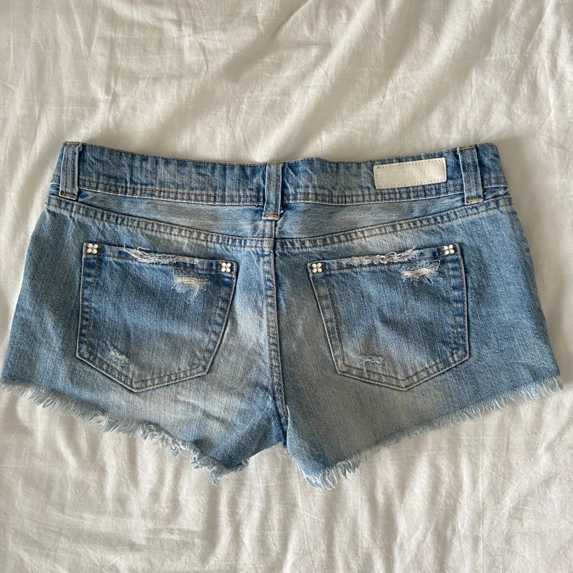 Lågmidjade jeansshorts  - 90