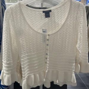 Kofta  - Köpte för 400kr men använder den inte så ofta, super fin och skön!💝