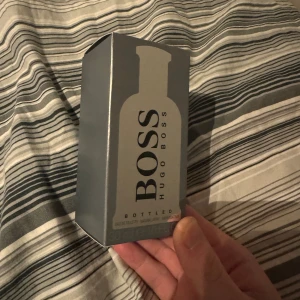 Helt ny Hugo boss parfym  - Helt ny Hugo boss parfym  30 Ml köpt i vintras!  Nypris 800 