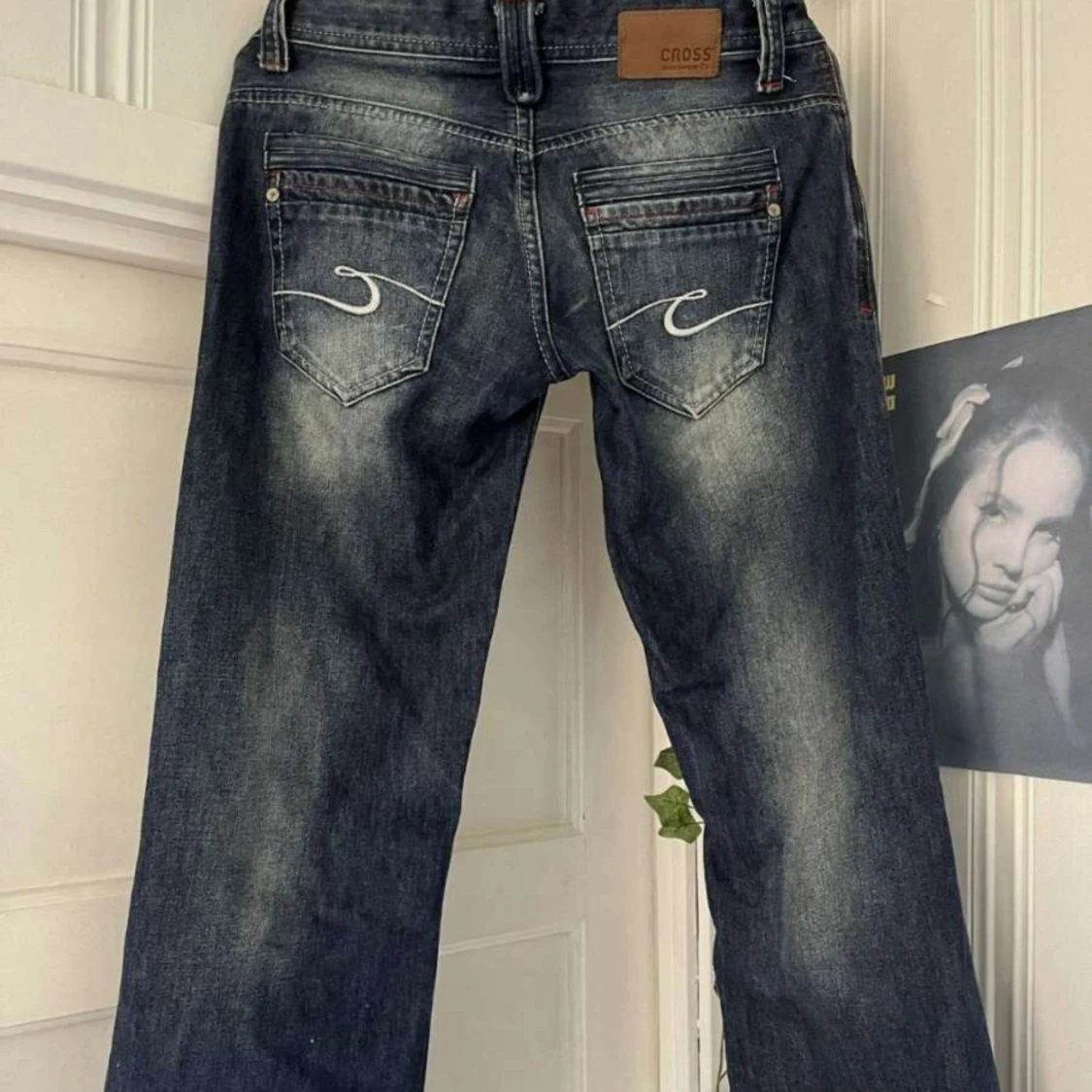 Lågmidjadebootcutjeans  - 91