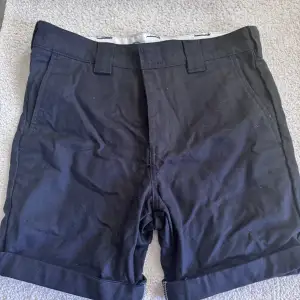 Nästan oanvända shorts från dickies 