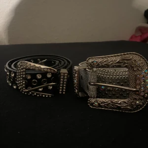 Y2K bälte - Säljer båda tillsammans❤️ men kan också sälja dem enskilt❤️ 