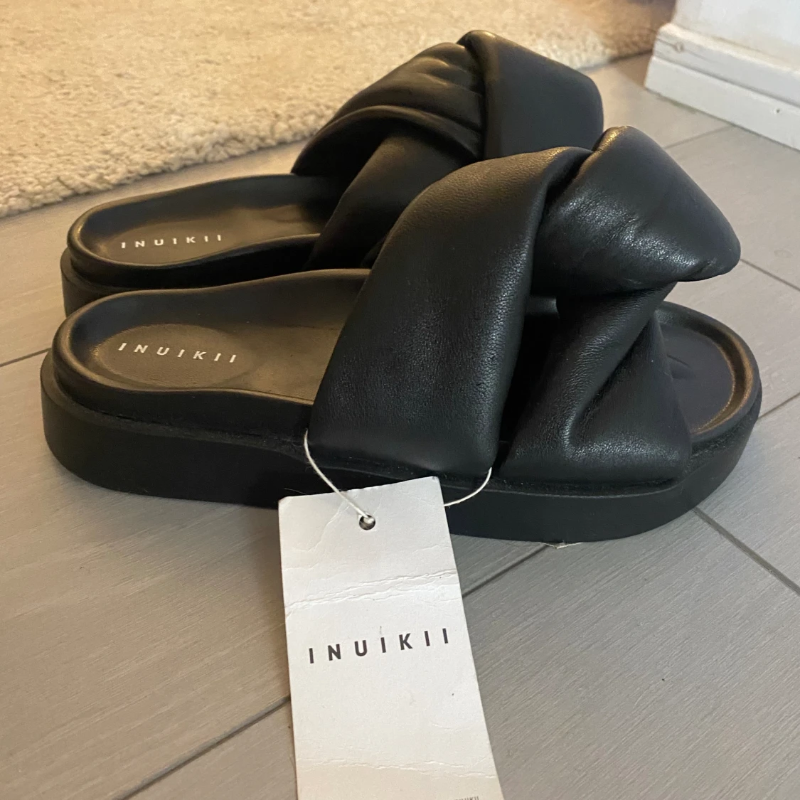 Inuikii tofflor  - 91