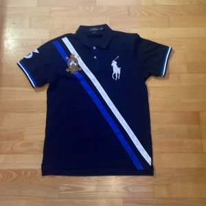PLR piké S - En fin polo från Ralph Lauren i nyskick ,storlek S. Pris diskuterbart.