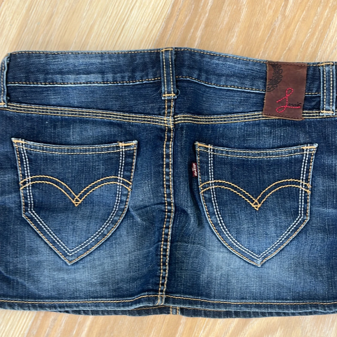 Levis kjol - 90