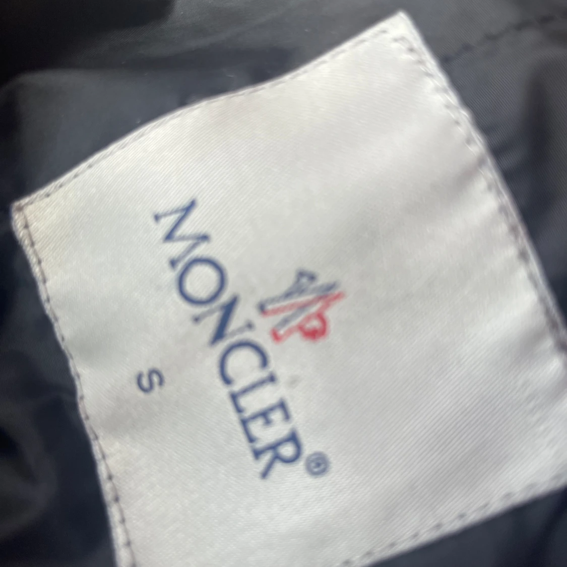 Moncler jacka  - 91