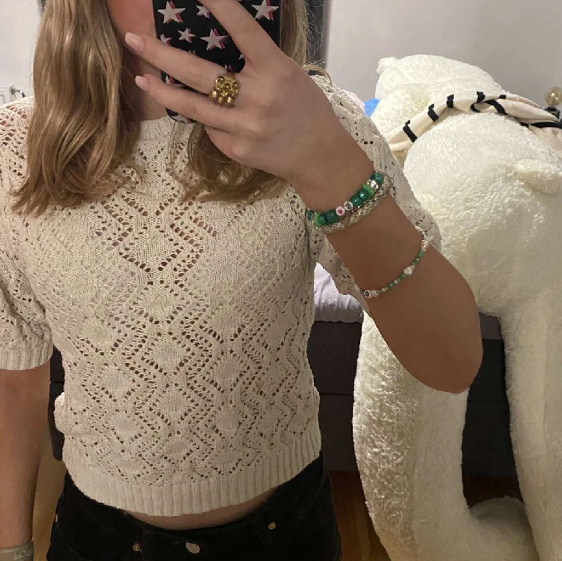 đȘ©KortĂ€rmad broderad stickad tröja đȘ©