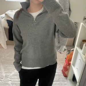 Tröja - Tröja från Primark. Storlek XS men passar även S.