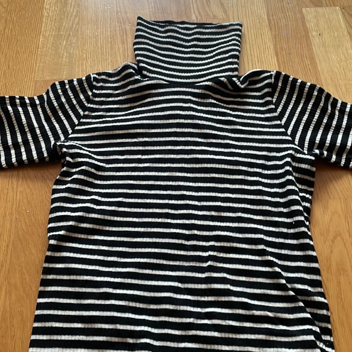 Randig turtleneck  - 91