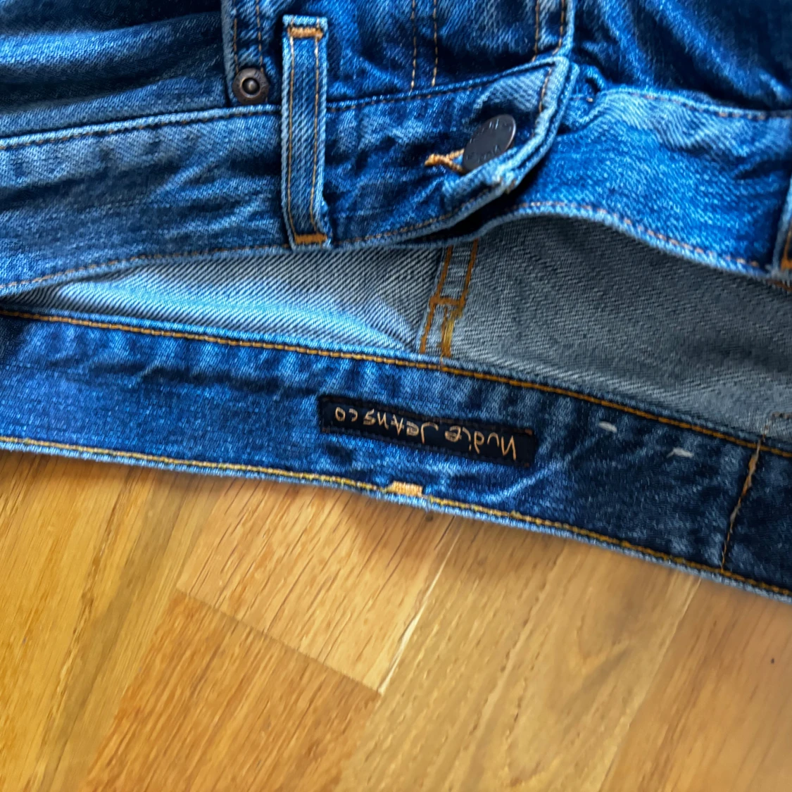 Blåa Nudie jeans  - 90