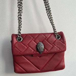 Kurt Geiger  - Ja vad ska man säga den är i nyskick 