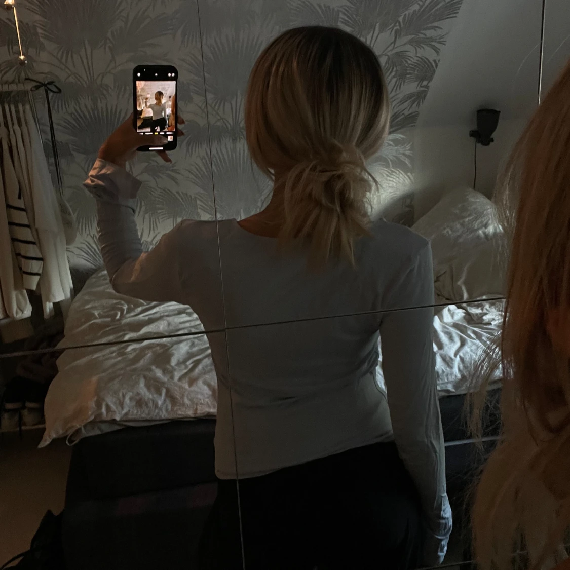 Ljusblå tröja  - 90