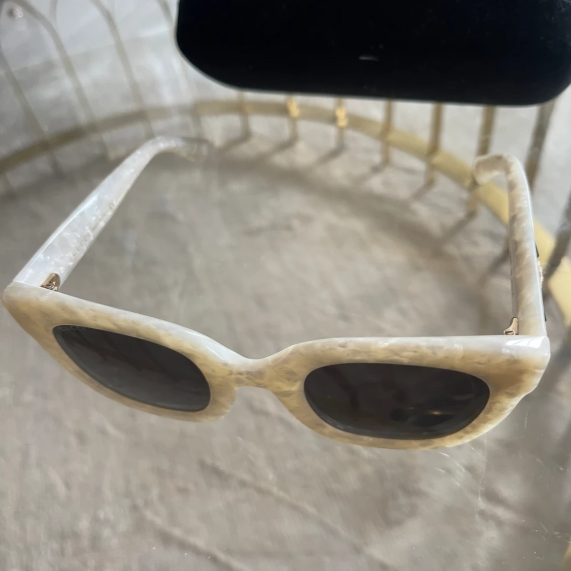 Gucci solglasögon  - 90