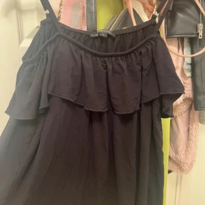 Off shoulder tröja - Använd enstaka gånger, stretchig