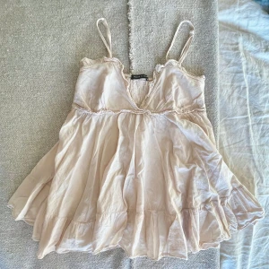 Linne - Jättegulligt linne i bomull💓 Jättefint till sommar och i gott skick! 