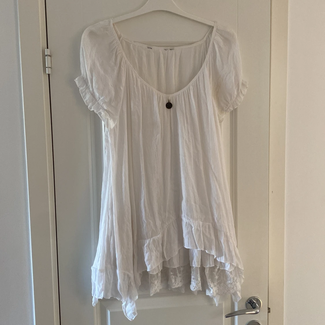 Vit tunika 