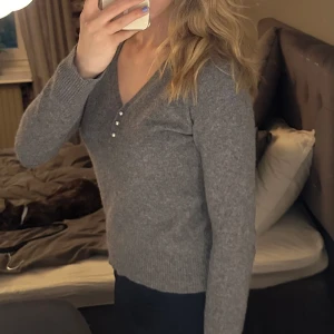 Söt tröja - Söt tröja från United Colors of Benetton, strl S, fint skick, 80kr+frakt🩷