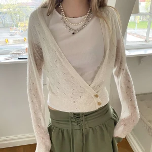  stickad kofta - Så snygg strl S❤️Köp direkt för 220❤️