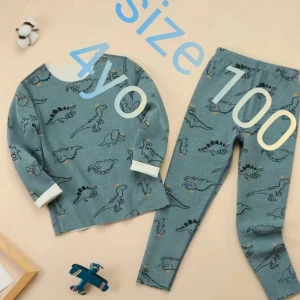 1 new set of thermal underwear for kids 4yo size 1pp - 1 set of thermal nightwear for kids 4yo *New    Keep you kid worm on cold nights   ( Varma underkläder som håller ditt barn varmt en kall natt.)   