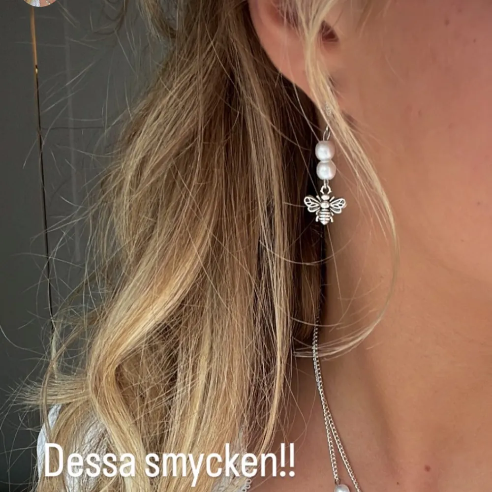 Säljer dessa de är anvönda fåtal gånger 😇. Accessoarer.