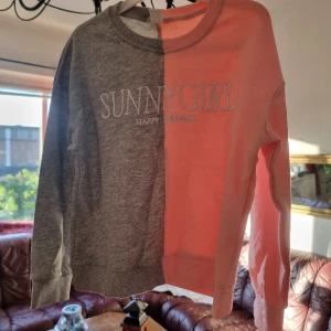 Barntröja - Helt nya aldrig använda storlek 134  finns 2 stycken 40 kr styck 