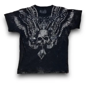 Xzavier - Affliction style. Bredd 53cm, Längd 71cm. Ställ gärna frågor :)