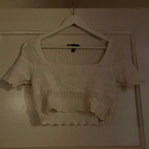 Topp - Söt stickad topp. 