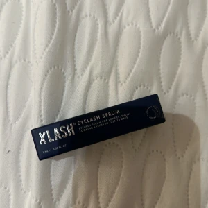 X lash serum - XLASH eyelash serum i en 1 ml förpackning som passar perfekt om man bara vill testa och se om man tycker om den eller om man ska resa! Säljs då jag har mängder av andra ögonfransserum❤️