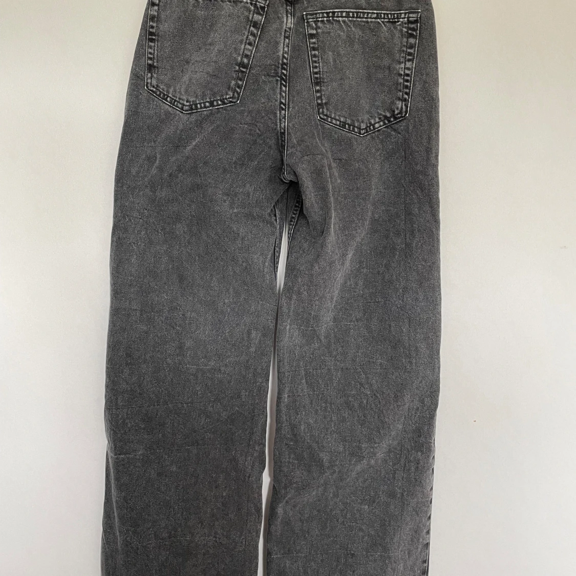 Svarta flare wide jeans  - 90