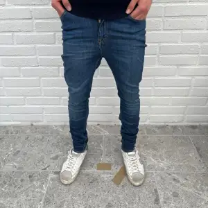 Tiger Of Sweden slim jeans || Nyskick, inga defekter || Passar 170-180 cm || Skriv vid minsta fundering! Mvh, CH 